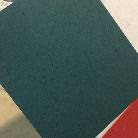 Creative Memories Poinsettia Die Cuts, Bundle of two sets - Picture 4 of 4